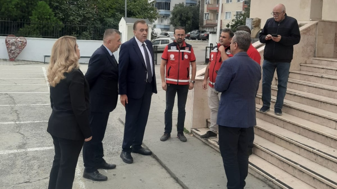  Tahliye Tatbikatımız, Süleymanpaşa Kaymakamımız Sayın Mahmut Nedim TUNÇER'in katılımlarıyla gerçekleştirildi.